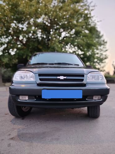 xacmaz masin: Chevrolet Niva: 1.7 л | 2008 г. 190000 км Внедорожник