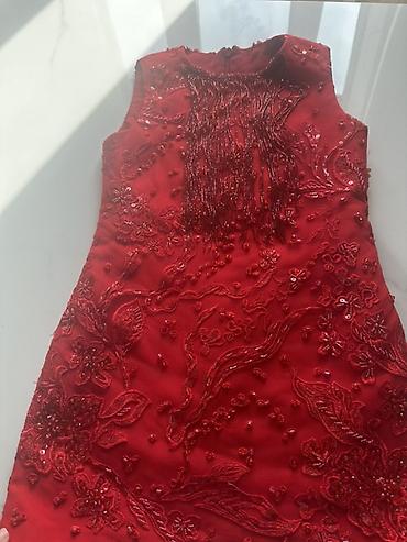yeni model donlar: Qırmızı rəngdə qız uşağı üçün zərif don - Model: qolsuz, düz kəsim - — 3