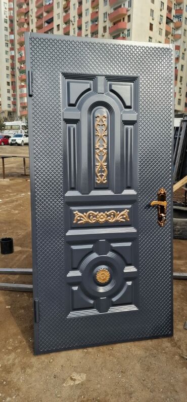 Giriş qapıları: Yeni Giriş qapısı Ödənişli çatdırılma — 4