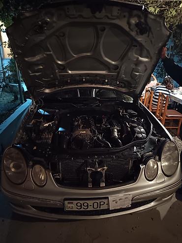 Mercedes-Benz E-Class: 2.7 l | 2004 il Sedan — 9