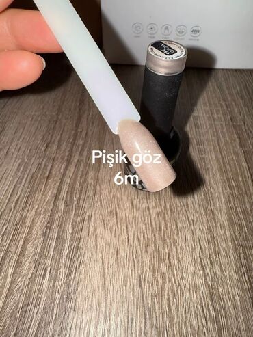 Manikür və pedikür məhsulları: Dırnaq üçün gel lak, Yeni, Ünvandan götürmə — 2
