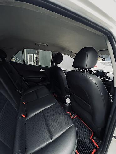 Kia: Kia Morning: 2017 г., Бензин — 8