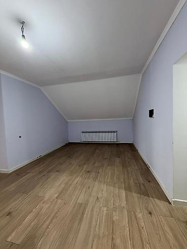 Продажа коттеджей и домов: Продаётся 2-этажный дом Общая площадь дома: 214м² Участок: 6,5соток — 22