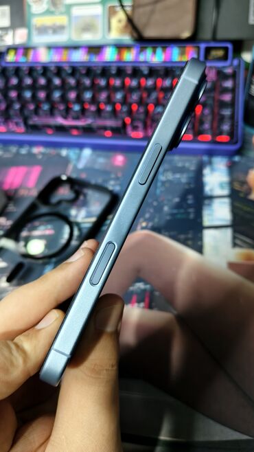 Apple iPhone: IPhone 17, Новый, 512 ГБ, Голубой, Чехол, 100 % — 7