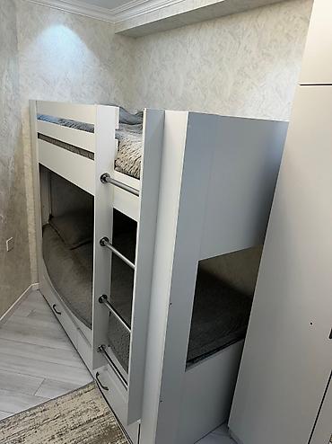 İkimərtəbəli uşaq çarpayıları: Oğlan və qız üçün, Yeni, Çarpayı, Matras ilə, Siyirməli — 4