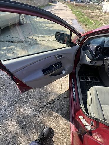 sador disk: Honda Insight – hibrid hetçbek - Rəng: tünd qırmızı/metalik - Kuzov — 6