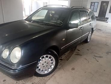 a 160 mercedes: Mercedes-Benz E 240: 2.4 l | Universal — 4