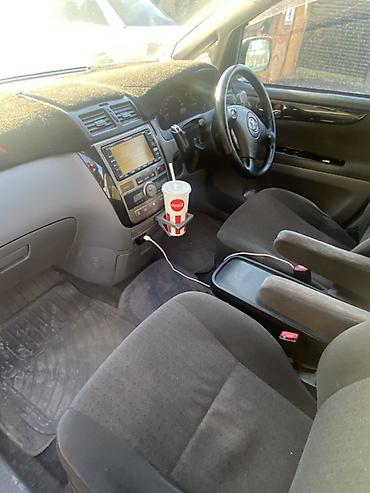 Toyota: Toyota Ipsum: 2002 г., 2.4 л, Автомат, Бензин, Минивэн — 5