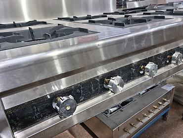Для кафе, ресторанов: Профессиональная газовая плита на 6 конфорок - Материал: нержавеющая — 3