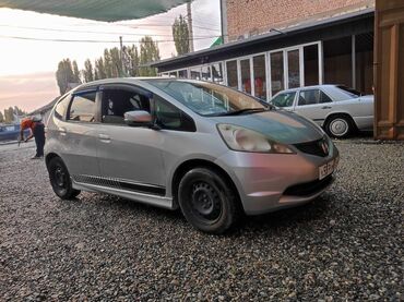 машины фит: Honda Fit: 2010 г., 1.3 л, Автомат, Бензин, Хэтчбэк