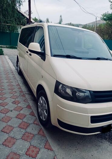 кир машине: Volkswagen Caravelle: 2013 г., 2 л, Механика, Дизель, Вэн/Минивэн