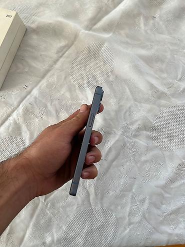 ipad pro 2022: IPhone 14, Mavi, Face ID — 4