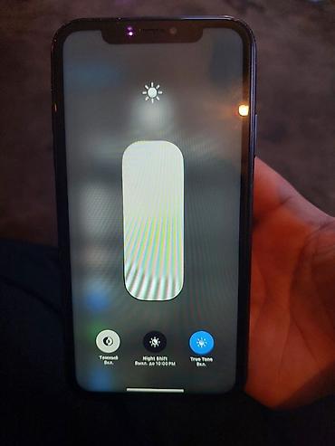 Apple iPhone: IPhone Xr, Б/у, 256 ГБ, Черный, Чехол, 73 % — 6