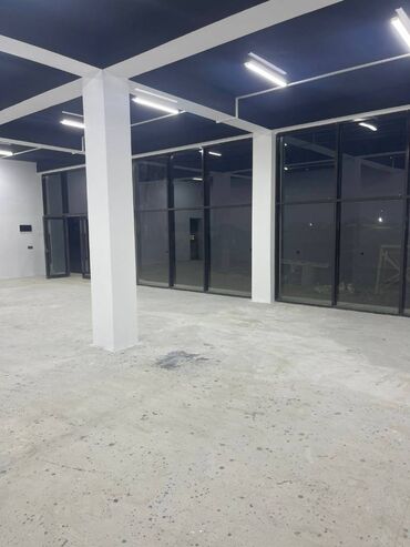Uzunmüddətli kirayə mənzillər: Səbail rayonu, Badamdar qəsəbəsi 3-cü massivdə yerləşən Araz marketin