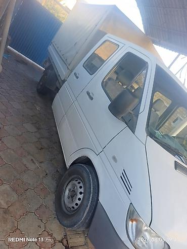 полик 5 д: Грузовик, Mercedes-Benz, Дубль, 3 т, Б/у — 1