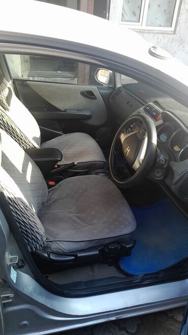 Honda: Honda Fit: 2002 г., 1.3 л, Автомат, Бензин, Хэтчбэк — 6