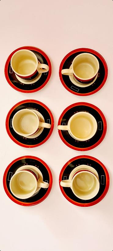 Kompleti posuđa: Servis 6 malih šoljica sa tacnom za kafu, motiv “CAFE’ LATTE”. - Nove — 4
