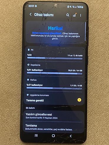 samsung a41 plata: Samsung Galaxy A41, 64 GB, rəng - Qara, Qırıq — 4