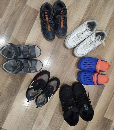 Детская обувь: Детская, подростковая обувь. Вся обувь в отличном состоянии, на все — 2