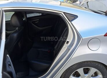 Hyundai: Hyundai Elantra: 1.6 l | 2012 il Sedan — 10