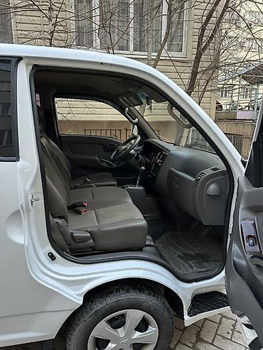 Легкий грузовой транспорт: Легкий грузовик, Hyundai, Б/у — 1