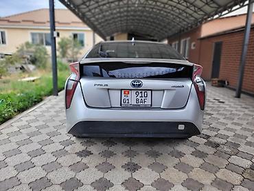 byd e2 2025: Toyota Prius: 2016 г., 1.8 л, Вариатор, Гибрид, Хэтчбэк — 7