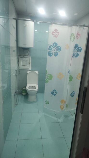 квартира в аренду в баку: !7/6 .iki otali studiya mənzil.Hər şey evdə yenilənib.Su .elektrik