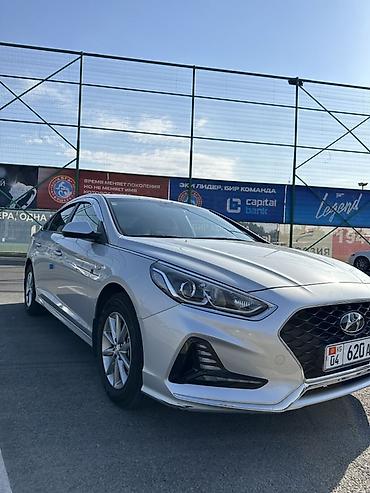 решетка бампера: Hyundai Sonata: 2021 г., Автомат, Бензин, Седан — 3