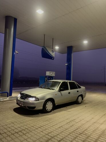 Daewoo: Daewoo Nexia: 2008 г., 1.5 л, Механика, Бензин, Седан — 3