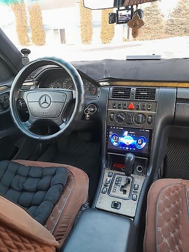 w210 дерево: Автомобильный салон Mercedes-Benz (серия W210, интерьер) Описание: - — 2