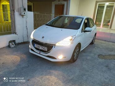 Peugeot 208: 1.4 l. | 2013 έ. 280980 km. Χάτσμπακ