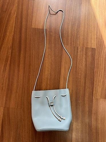 MINISO çiyin çantası. Yaxşı vəziyyətdə. Сумка через плечо MINISO. В lalafo.az -da MINISO çiyin çantası. Yaxşı vəziyyətdə. Сумка через плечо MINISO. В