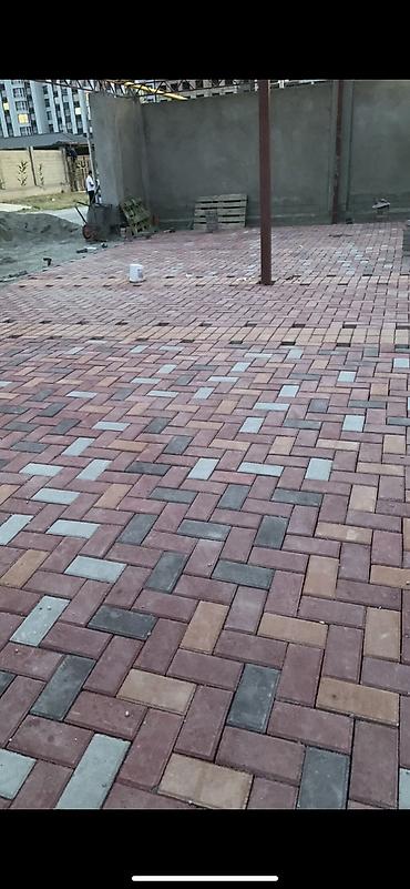 Благоустройство: Укладка брусчатки, Установка бордюров, Лотков и lalafo.kg да Благоустройство: Укладка брусчатки, Установка бордюров, Лотков и