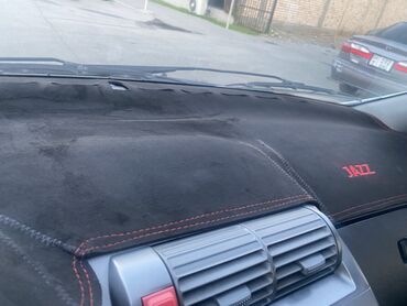 авто запчасти на фит: Ворсовые Накидка на панель Honda, цвет - Черный