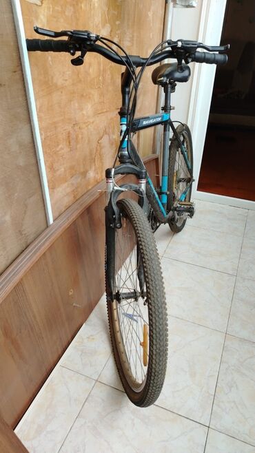 barter velosiped: İşlənmiş Trek velosipedi Stels, 26", sürətlərin sayı: 7, Ünvandan götürmə