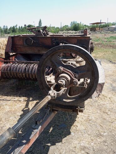 aqrar kend teserrufati texnika traktor satis bazari: Yay yığımı üçün pres-toplayıcı (saman/ot presi) - Traktora qoşulan