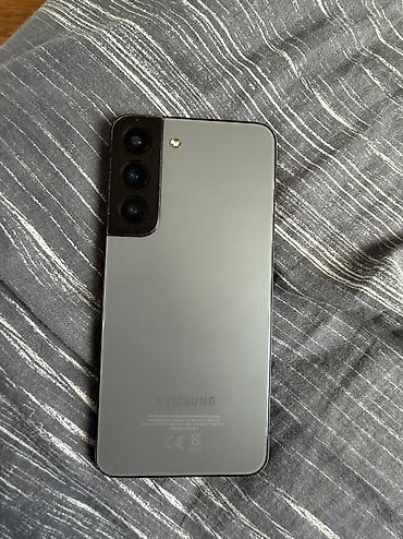 s22: Samsung Galaxy S22, rəng - Boz, Simsiz şarj — 7