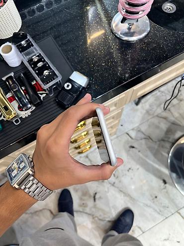 iphone zaretka: IPhone 11, 64 GB, Ağ — 5