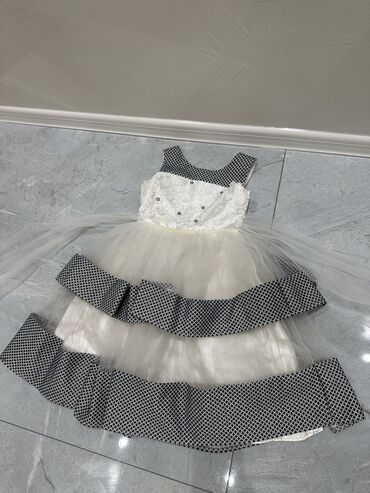 usaq donlari: Детское платье