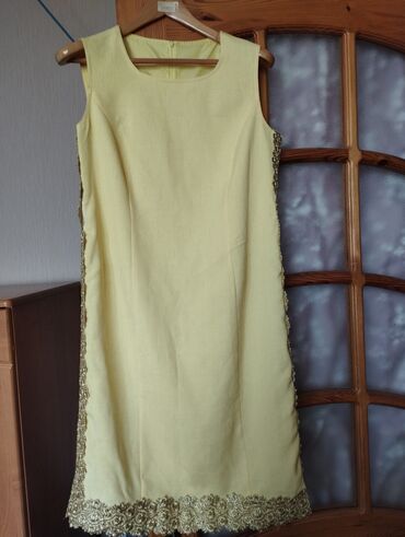 zhenskie kupalniki v polosku: Платье в отличном состоянии