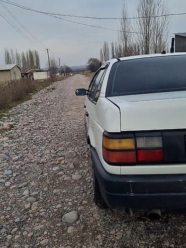 Volkswagen: Volkswagen Passat: 1990 г., Механика, Бензин — 3
