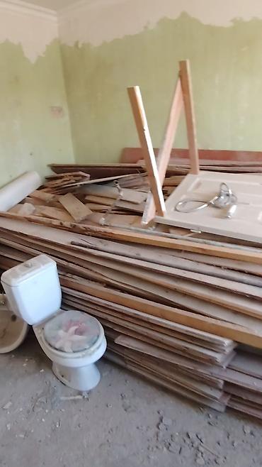 pol taxdası: Çorni pol uçun 100-110kvadrat Taxta material və qapılar – — 2