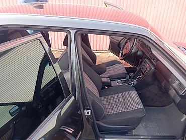 Mercedes-Benz: Mercedes-Benz 220: 1994 г., 2.2 л, Механика, Бензин, Седан — 9