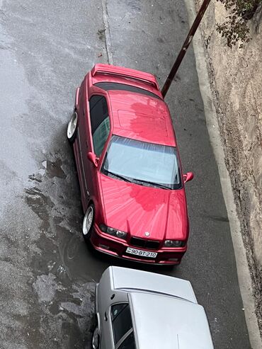 BMW: BMW 3 series: 2 l | 1996 il Sedan — 2