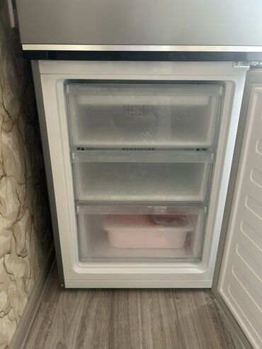 Soyuducular: 2 qapılı Beko Soyuducu Satılır, rəng - Boz