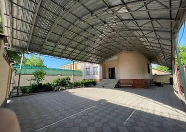 Долгосрочная аренда домов: 300 м², 7 комнат — 13