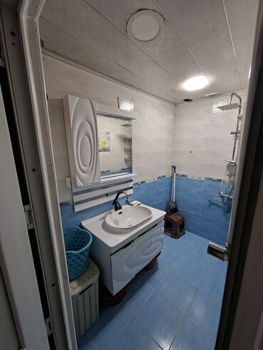 Uzunmüddətli kirayə mənzillər: Yeni Günəşli qəsəbəsi D massivi 11ci binada, Ballı marketin üstündə — 18