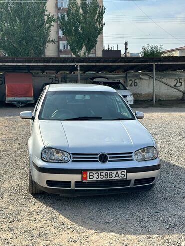 автомобиль вента: Volkswagen Golf: 2002 г., 2 л, Автомат, Бензин, Хетчбек