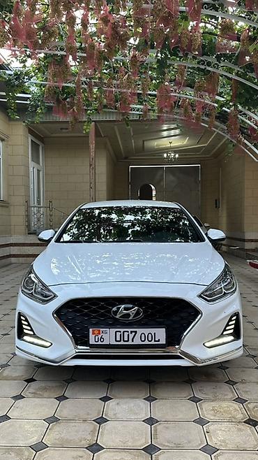 жили машина: Hyundai Sonata: 2021 г., 2 л, Автомат, Газ, Седан — 1