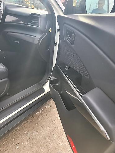 Ssangyong: Ssangyong Tivoli: 2020 г., 1.6 л, Автомат, Дизель, Кроссовер — 25